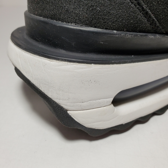 Nike Air Max Dawn Woman's size 10.5 US Black Running Shoes Sneakers DC4068 001 - Picture 11 of 11